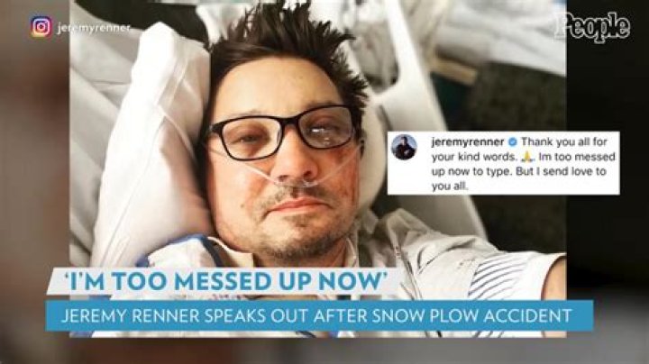 
Jeremy Renner Speaks Out for First Time Since Accident, Shares Photo from Hospital Bed 