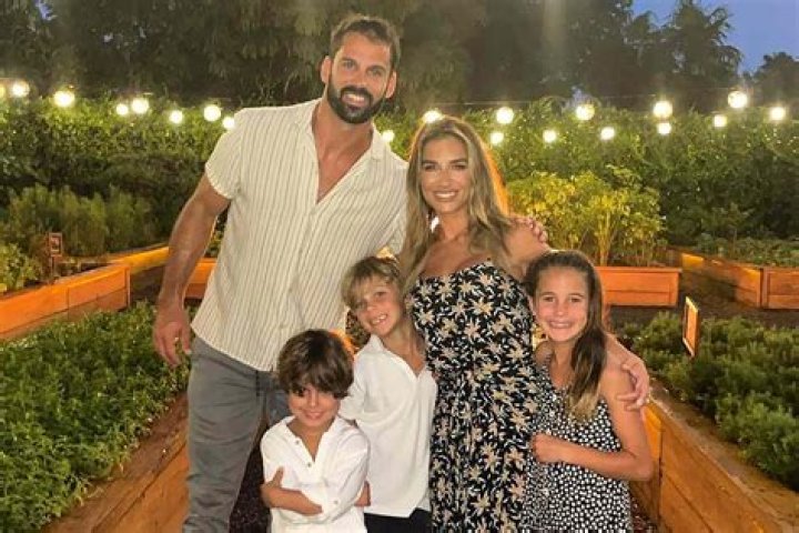 
Jessie James Decker Responds to Instagram Comments About Her Children’s Bodies: ‘It’s Unkind’ 