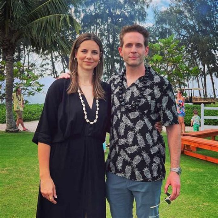 Jill Latiano – Biography, Family, Facts about Glenn Howerton’s Wife