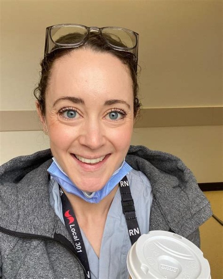 
Joanne Courtney Height, Weight, Net Worth, Age, Birthday, Wikipedia, Who, Instagram, Biography 