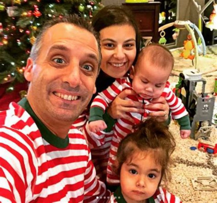 Joe Gatto Wife, Baby, Daughter, Net Worth, Wiki, Sister, Height, Family