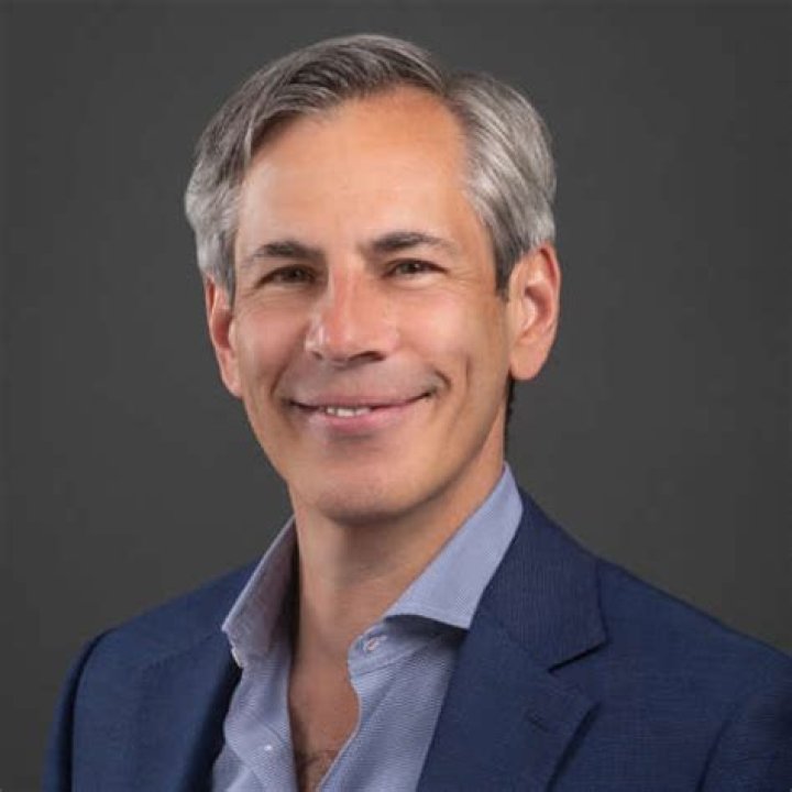 Joe Kleine Net Worth, Income, Salary, Earnings, Biography