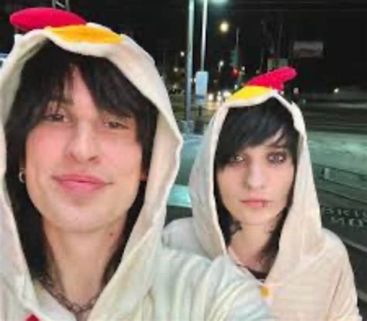 Johnnie Guilbert (Youtuber) Wiki, Bio, Age, Height, Weight, Girlfriend, Net Worth, Family, Career, Facts