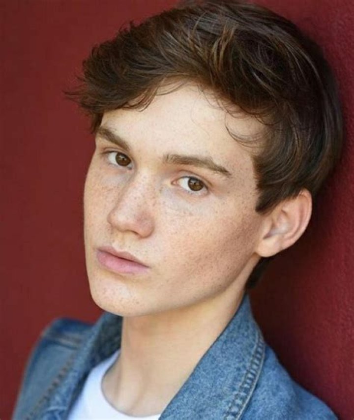 Jordan Lintz Height, Weight, Net Worth, Age, Birthday, Wikipedia, Who, Nationality, Biography