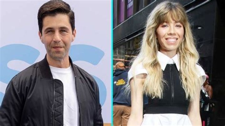 
Josh Peck Praises ‘Incredibly Brave’ Jennette McCurdy for New Memoir 