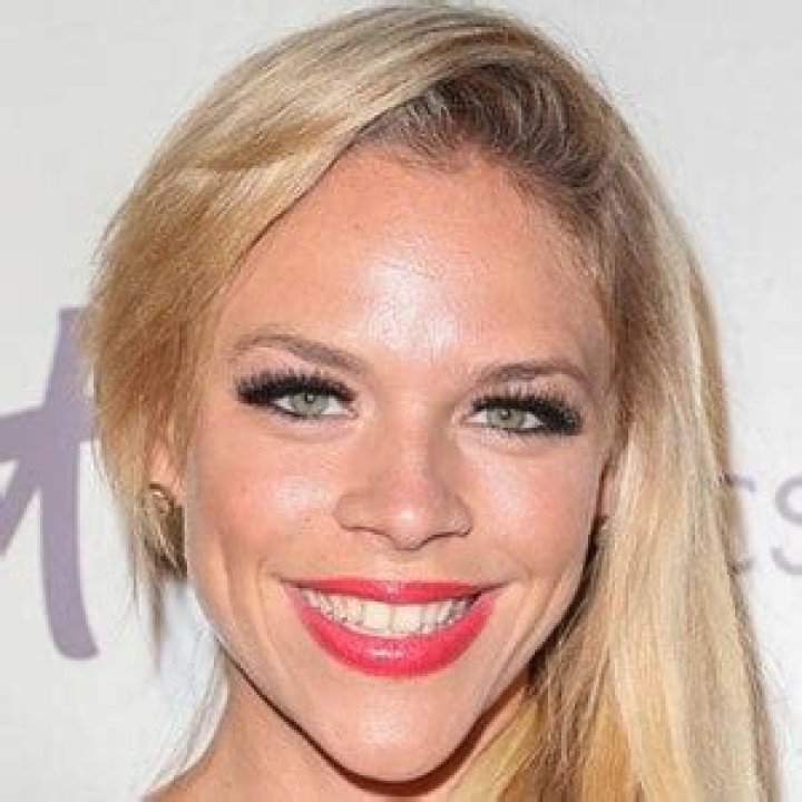 Julie Stewart-Binks Age, Wiki, Biography, Wife, Children, Salary, Net Worth, Parents