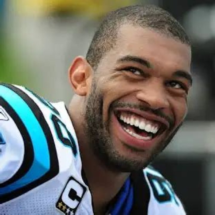 Julius Peppers’s Net Worth, Biography, Career, Awards, Fact and Life Story