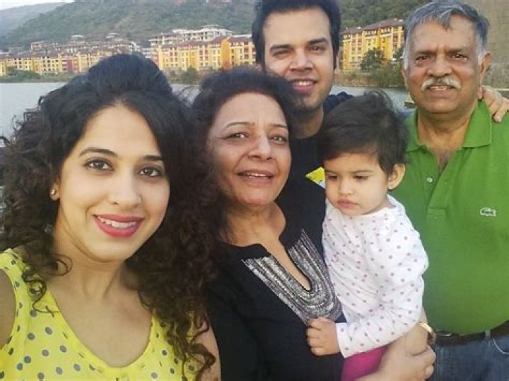 Kamiya Jani Net Worth, Biography, Wiki, Ethnicity, Age, Career, Parents, Husband, Photos or More