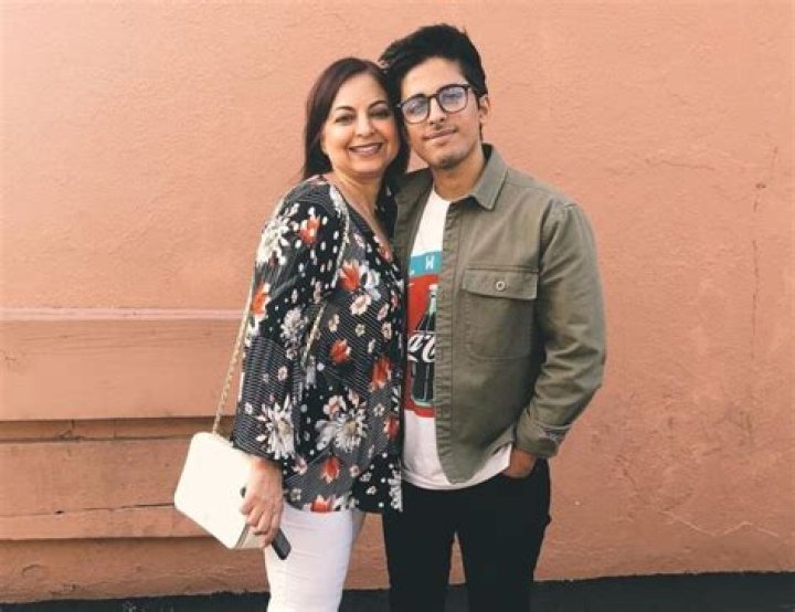 Karan Brar Bio, Age, Parents, Height, Girlfriend, Net Worth, and Movies