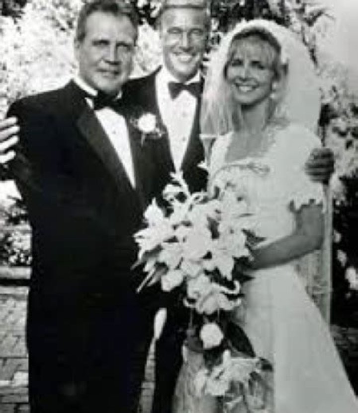 Kathy Robinson (Actress) – Lee Majors’ ex-wife