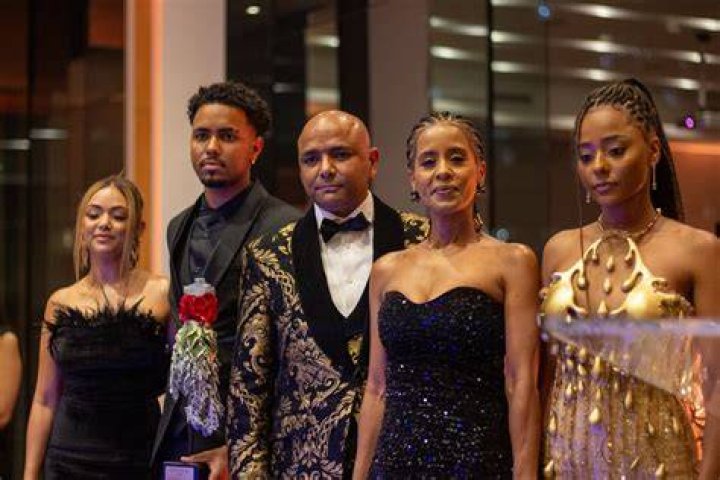 Kd Estrada Siblings: How Many Brother Does He Have? Parents And Ethnicity