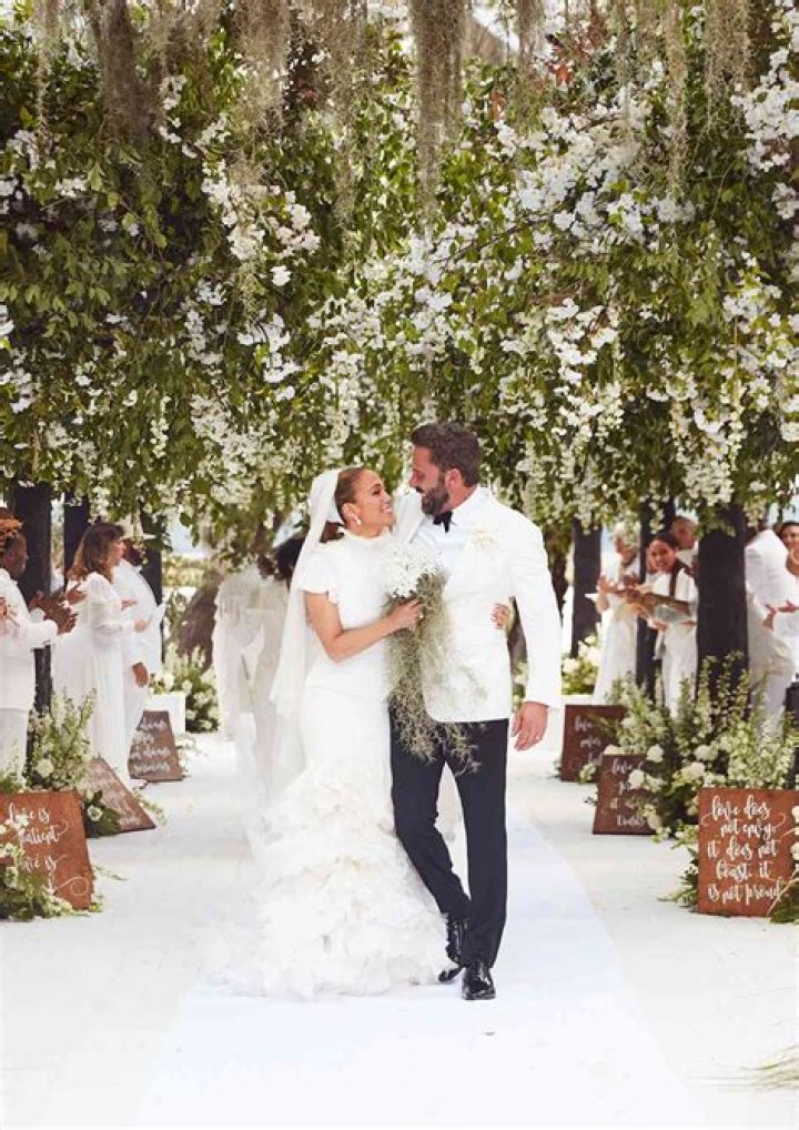 Keith Mitchell Shares Beautiful Wedding Pictures With His Wife- Meet Her On Instagram
