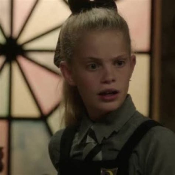 Kitty Slack Bio, Wiki, Age, Height, Family, Dating, The Worst Witch and Net Worth.