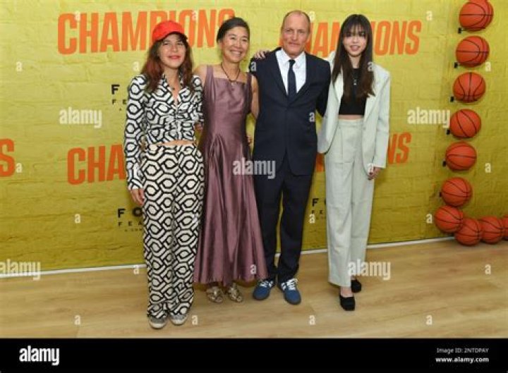 Laura Louie Bio, Age, Woody Harrelson, Family, Education, Net worth