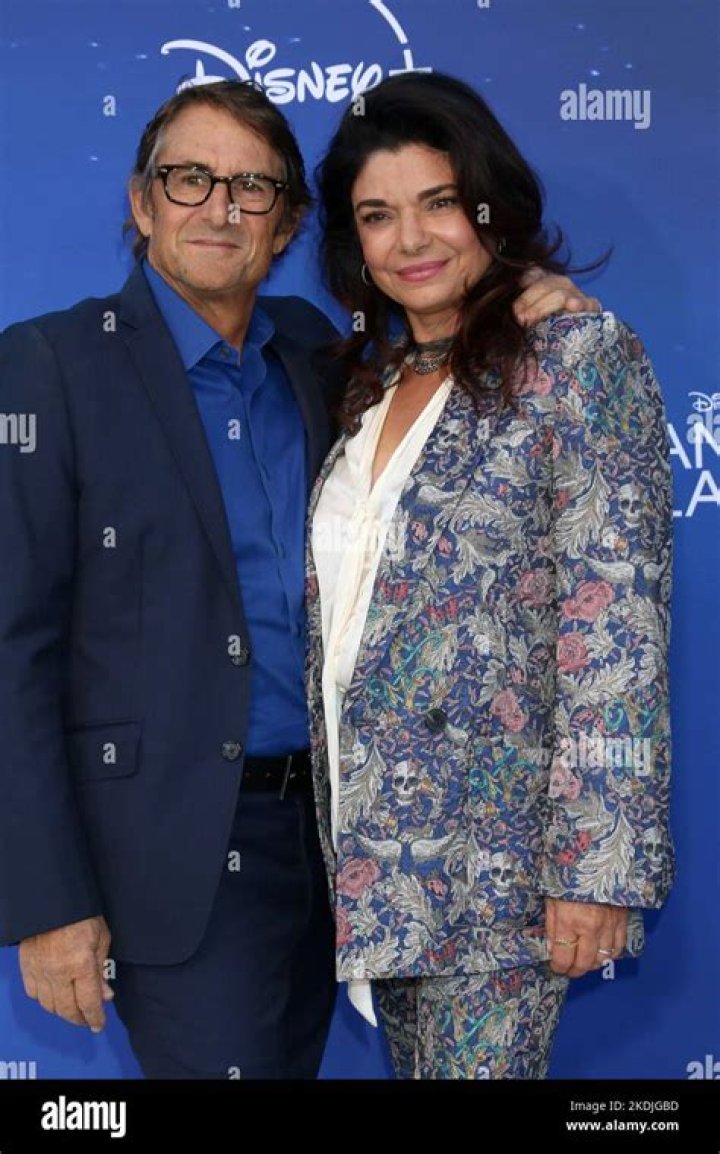 Laura San Giacomo, Matt Adler’s Wife – Bio and Best TV Appearances