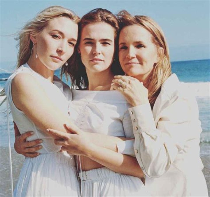 Lea Thompson Age, Height, Movies and TV Shows, Education, Family