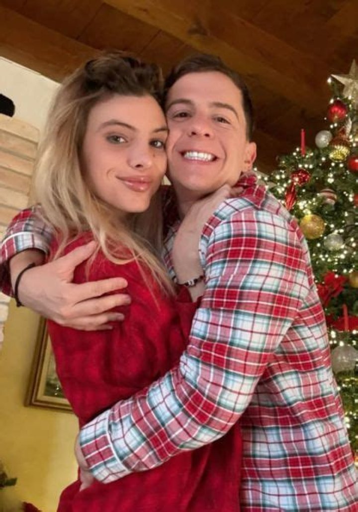 Lele Pons Height in Age, Wiki, Biography, Feet, Net Worth, Married, Boyfriend, Husband