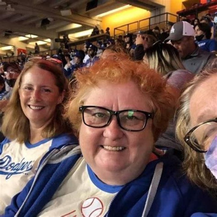 Lesa Hammett Bio, Wiki, Age, Height, Education, Husband, Family and Net Worth