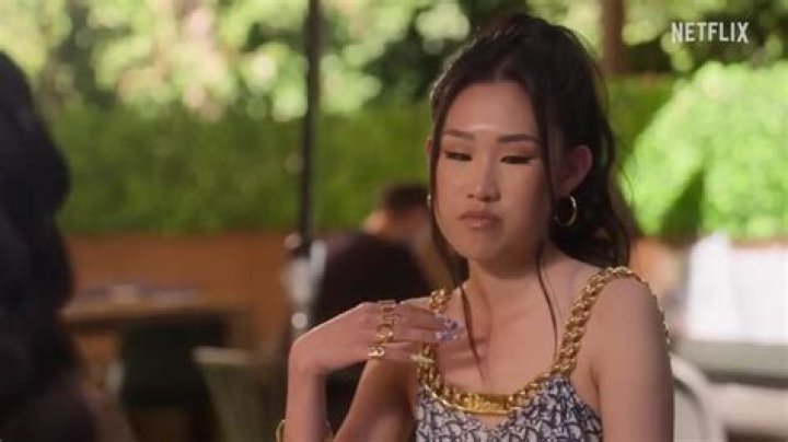 Lin Miao Net Worth: How Rich Is Kelly Mi Li Ex-Husband?