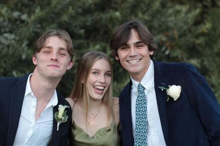 Lincoln Melcher Biography, Age, Height, Girlfriends, Movies, Tv Shows And Net Worth