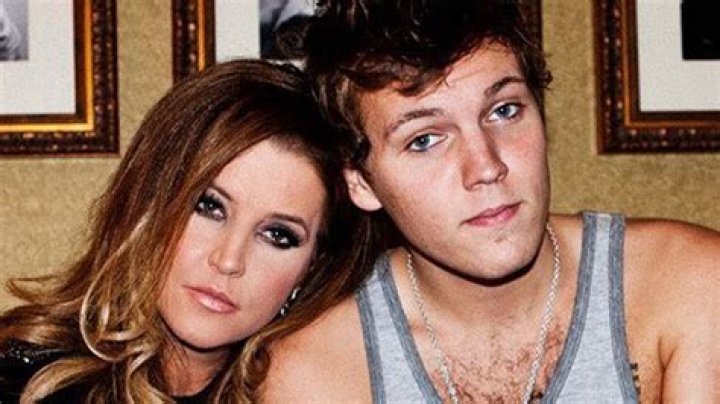 
Lisa Marie Presley On Unrelenting Grief And ‘Blaming Myself Every Single Day’ Since Son Benjamin’s Death 