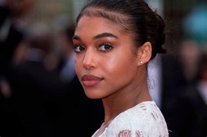 Lori Harvey (Instagram Star) Wikipedia, Bio, Age, Height, Weight, Boyfriend, Net Worth, Family, Facts
