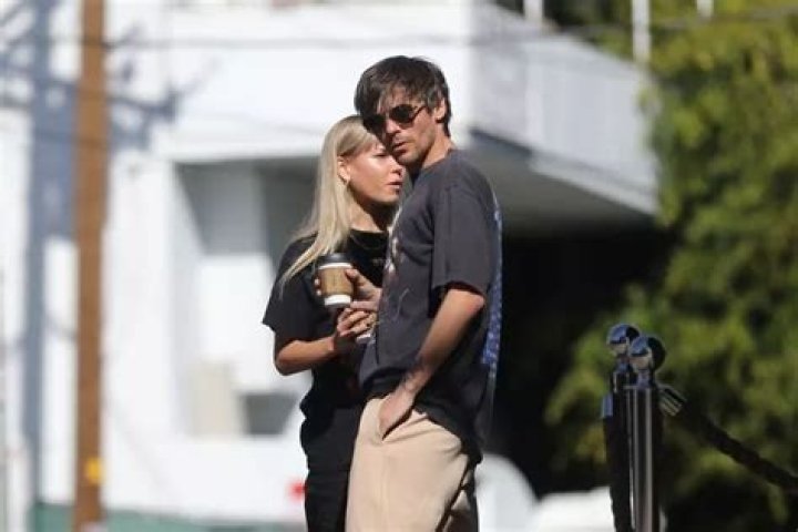 
Louis Tomlinson Sparks Dating Rumors with Model Sofie Nyvang After Eleanor Calder Split 