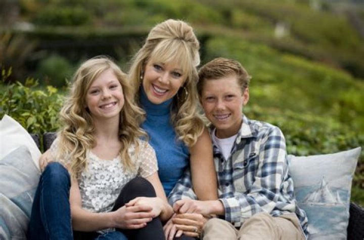 Lynn-Holly Johnson Children: Meet Jensie Givens and Kellum Givens