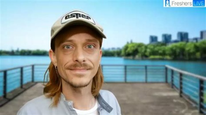 Mackenzie Crook Illness: What Illness Does Mackenzie Crook Suffer From?