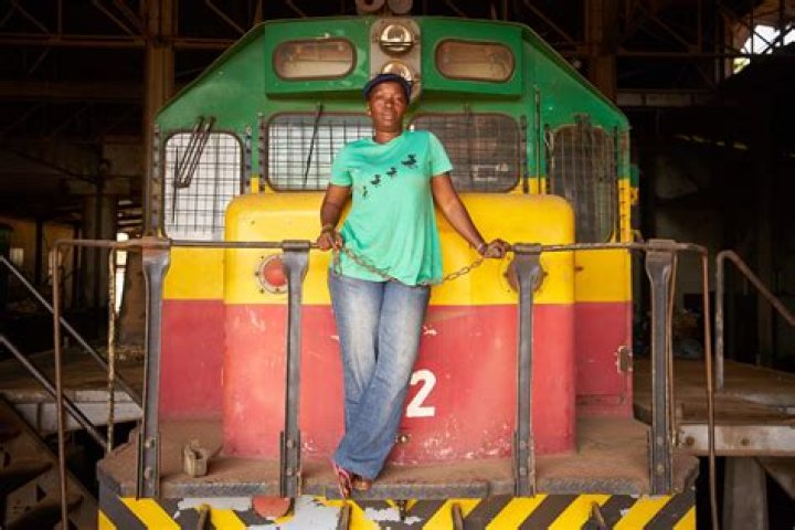 Maimuna: dating, net worth, tattoos, smoking & body measurements