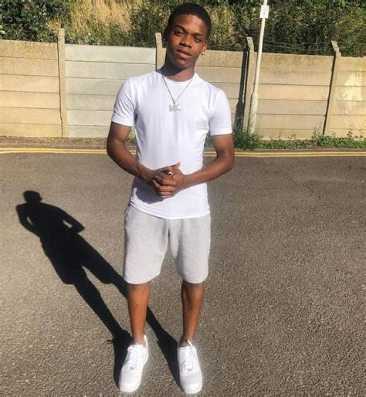 
Makai Fray – Mkfray Height, Age, Girlfriend, Biography, Wiki, Net Worth 