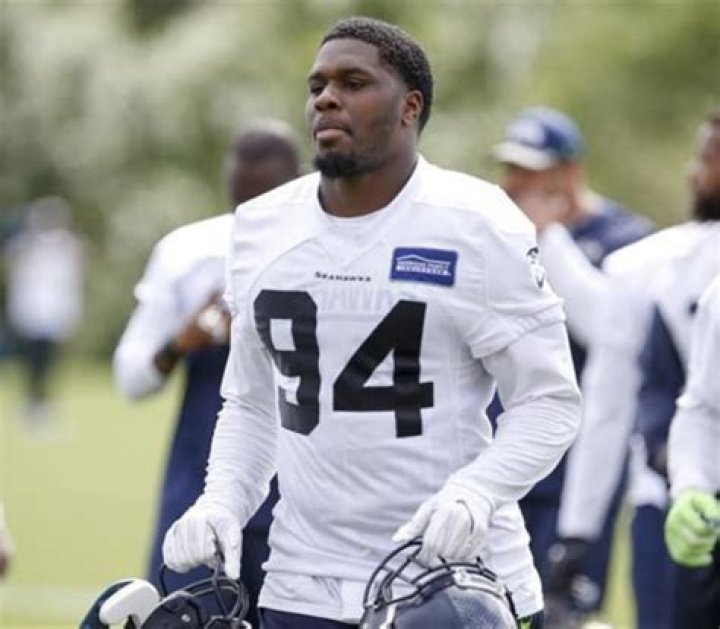 Malik McDowell Net Worth, Salary, PFF, Number, Wiki, Draft, Contract, College, Madden Rating