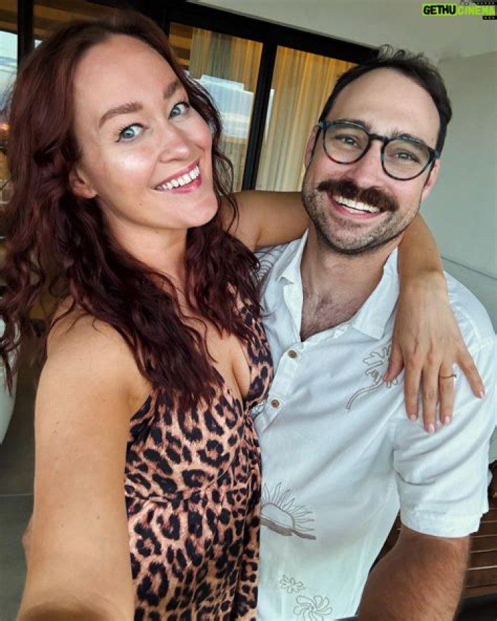 Mamrie Hart Age, Wiki, Biography, Net Worth, Dating, Boyfriend, Height