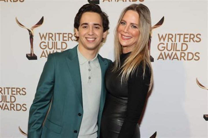 Marcello Hernandez: SNL Newcomer Age Family Parents And Girlfriend