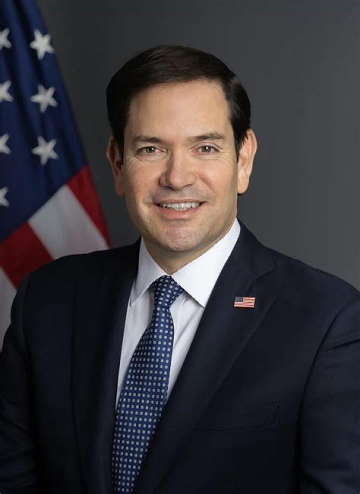 Marcos Breton Age, Wiki, Biography Height, Twitter, Wife, Children, Salary, Net Worth