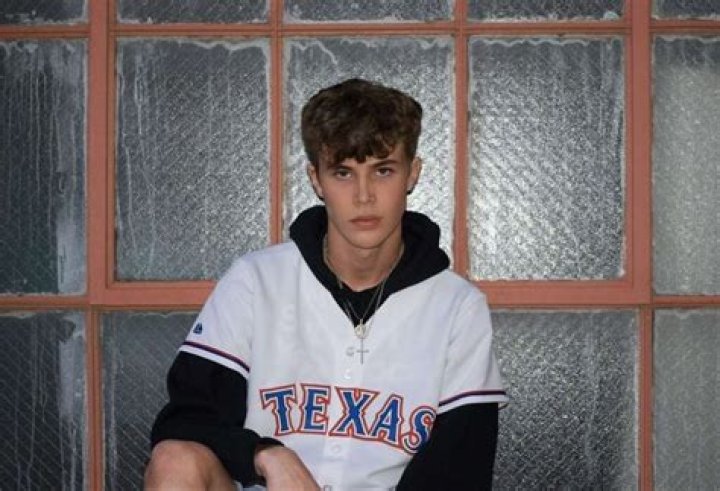 Mason Hilton