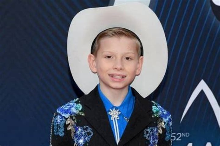 Mason Ramsey Bio, Wiki, Age, Height, Parents, Famous, Walmart, Tickets, Songs and Net Worth