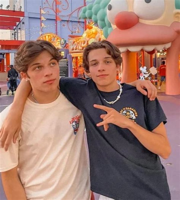 Matthew Sturniolo Bio, Wiki, Age, Family, Girlfriend, TikTok and Net Worth