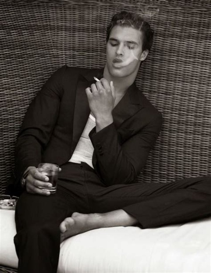 Matthew Terry: dating, net worth, tattoos, smoking & body facts