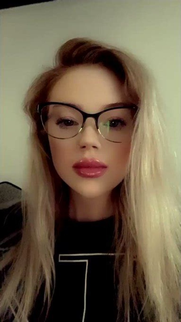 Meet Davina Fayette Model On Instagram- Everything To Learn About