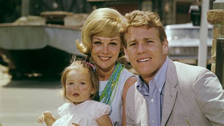 Meet Evan Neal Parents Eddie And Sheila Neal- Does The NFL Draft Have A Girlfriend?