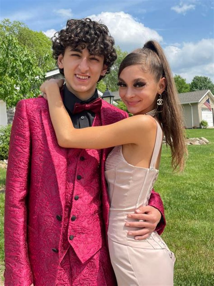 
Meet Perkkyjenny On Tiktok – User Real Name & Age – How Old Is She? 