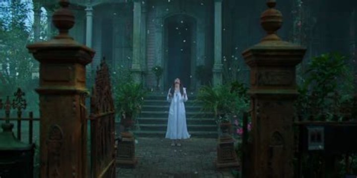 Mi Daemon Mihi Labora Meaning and Translation On Mayfair Witches