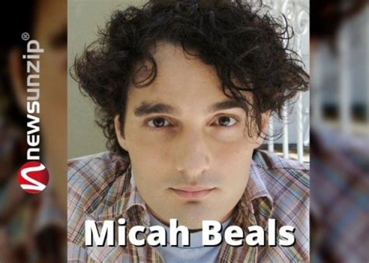 
Micah Beals Age, Birthday, Wikipedia, Who, Nationality, Biography 