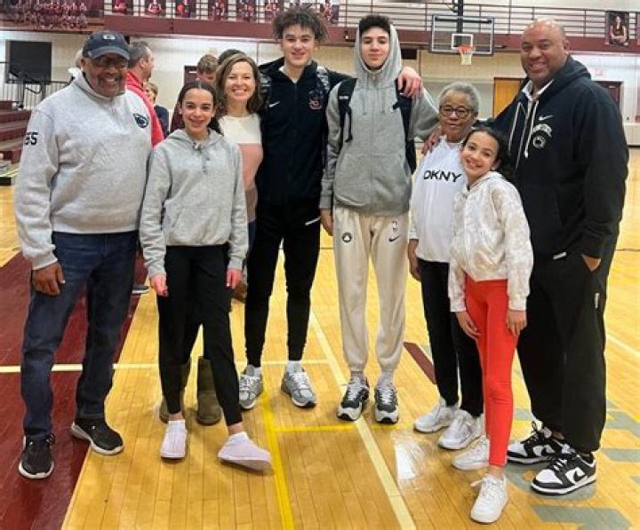 Micah Shrewsberry’s biography, net worth, fact, career, awards and life story