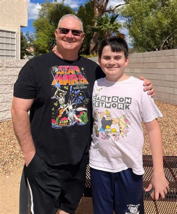 Michael Patrick McGill Bio, Wiki, Age, Height, Family, Wife, Shameless, and Net Worth