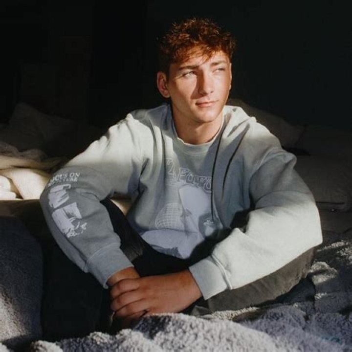 Michael Sanzone Biography, Height, Girlfriend, Net Worth, Parents, Tik Tok, Wikipedia