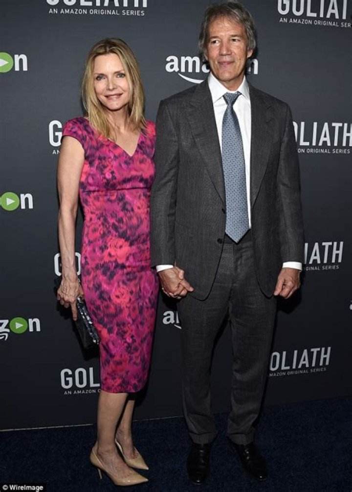Michelle Pfeiffer: Husband, net worth, tattoos, smoking & body measurements