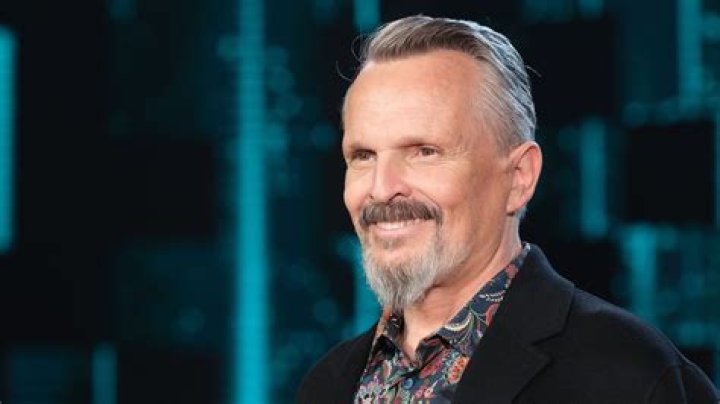 Miguel Bosé Bio, Wiki, Age, Net Worth, Partner, Sons, and Songs