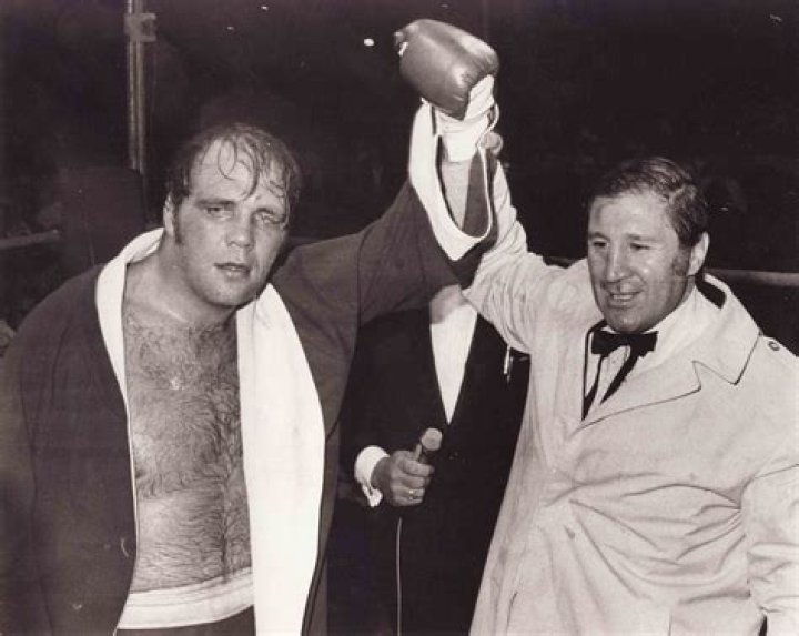 Mike Schutte’s biography, net worth, fact, career, awards and life story